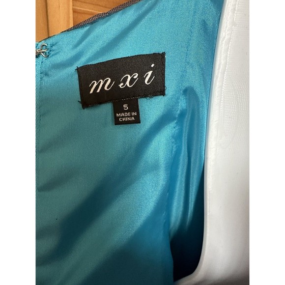 MXI  Juniors Homecoming/ Prom Blue Tulle Glitter Fit & Flare Dress Size 5 - Picture 7 of 9